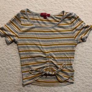 stunning guess T shirt